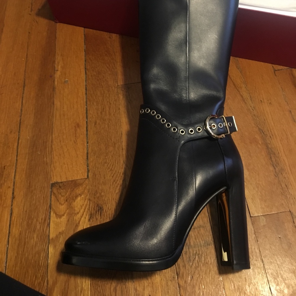 Ferragamo Nadi boots sz.10 **free authentication**